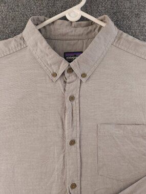 Patagonia XL Gray Long Sleeve Button Up Shirt Organic Cotton Outdoor Men Pocket